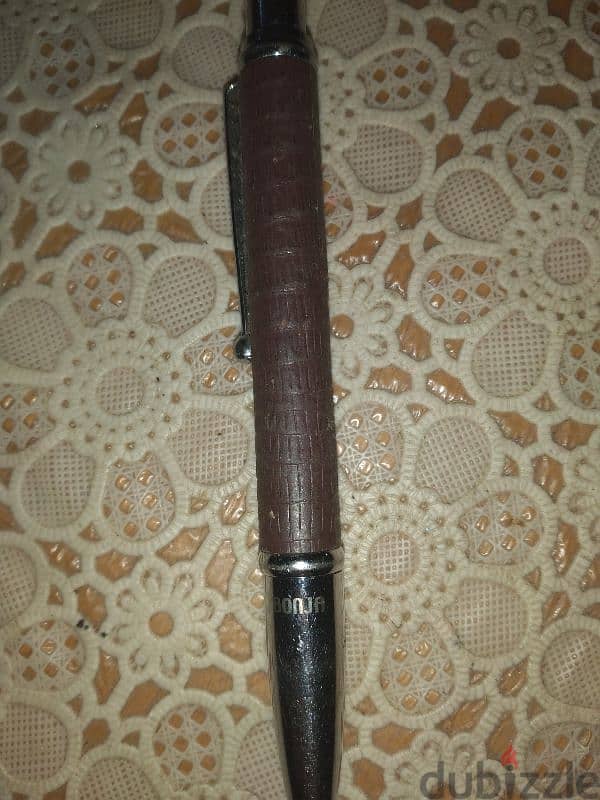 Anthony Bonja Pen used needs refill 1