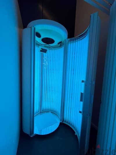 Solarium / tanning machine