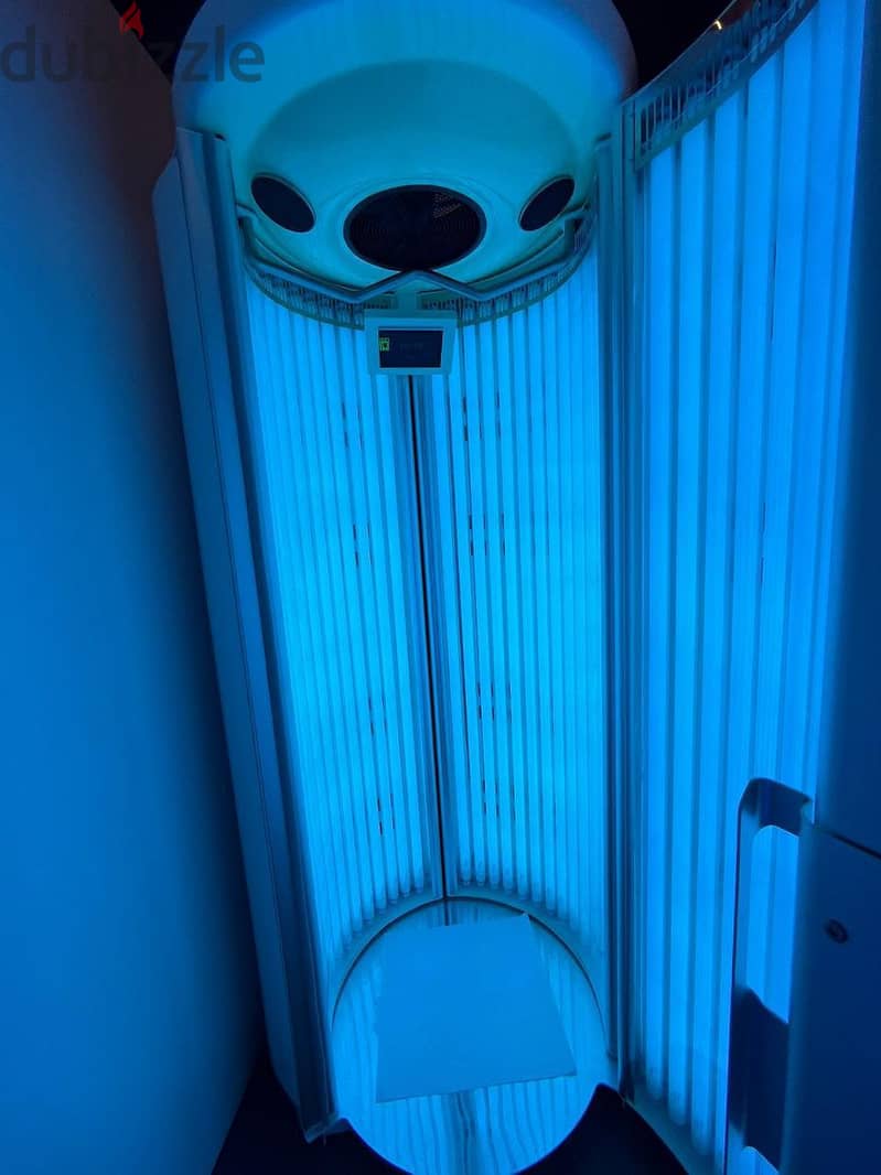 Solarium / tanning machine 2