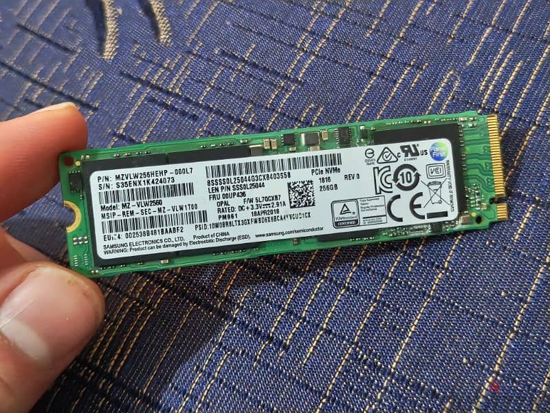 orginal nvme 256gb 0