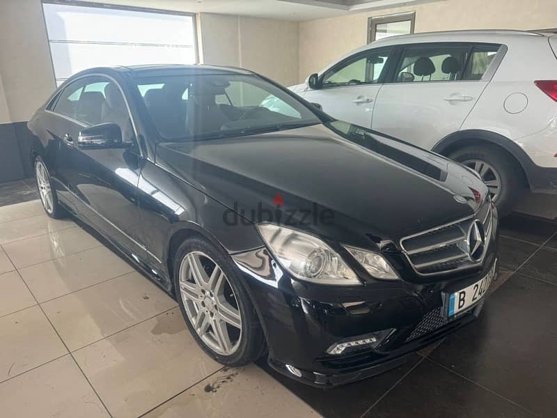 Mercedes-Benz E-Class 2011 0