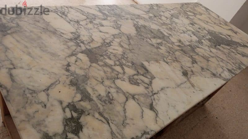 Marble table 2.5m long and 1 m width 2.5cm thick 0