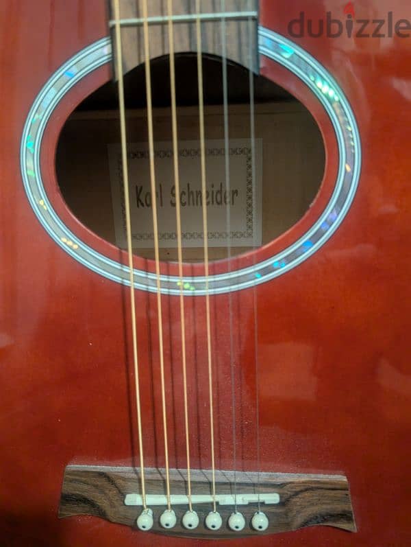 acoustic guitar with audio plug 2