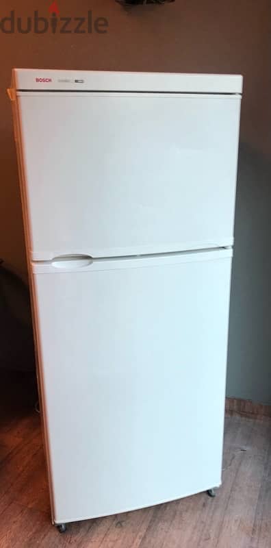 bosh refrigerator like new . 175$ 5