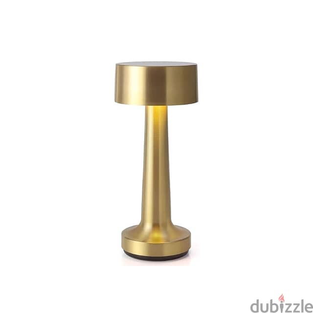 Minimalist Golden Table Lamp with 3 Light Settings & Metal Finish 10