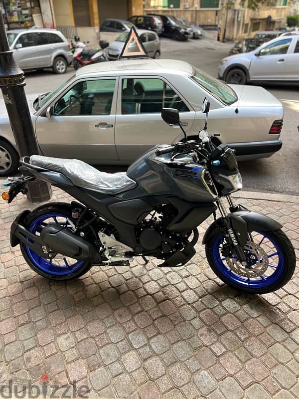 yamaha Fzs 150 cc V4 2024 0km 13