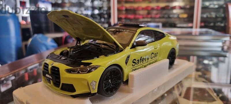 Diecast Minichamps BMW M4 safety car , 8