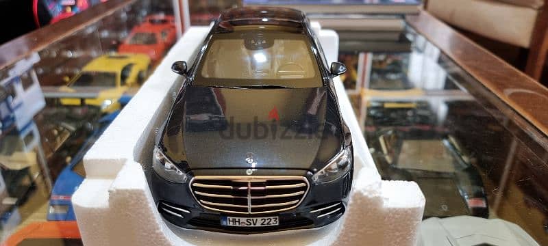 Diecast Mercedes Benz S-class dealer editoon by Norev 2