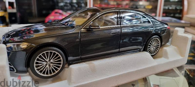 Diecast Mercedes Benz S-class dealer editoon by Norev 3