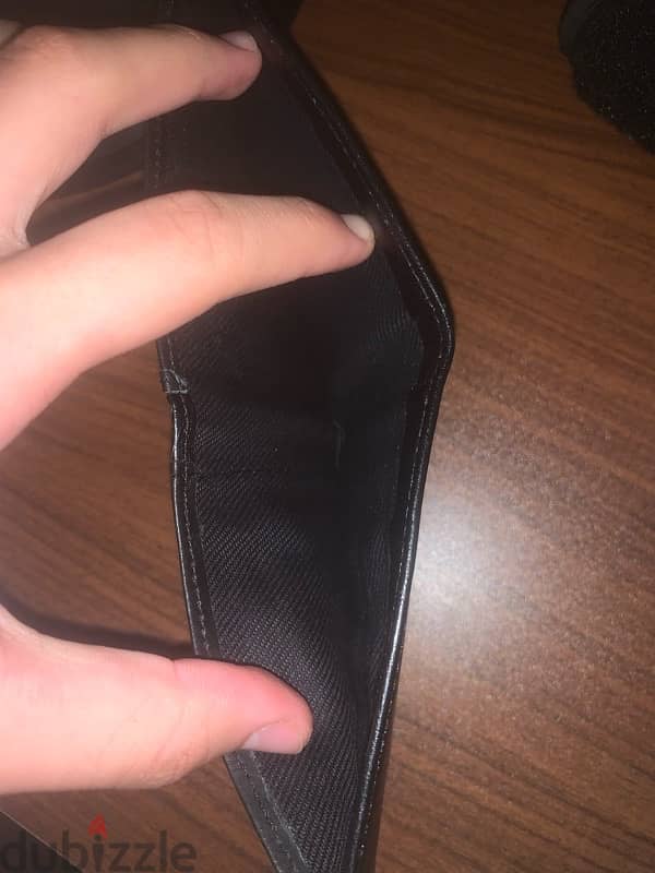 Guess Wallet 2