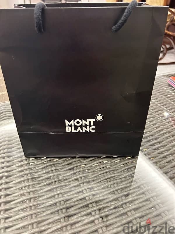 Mont blanc wallet and pen 4