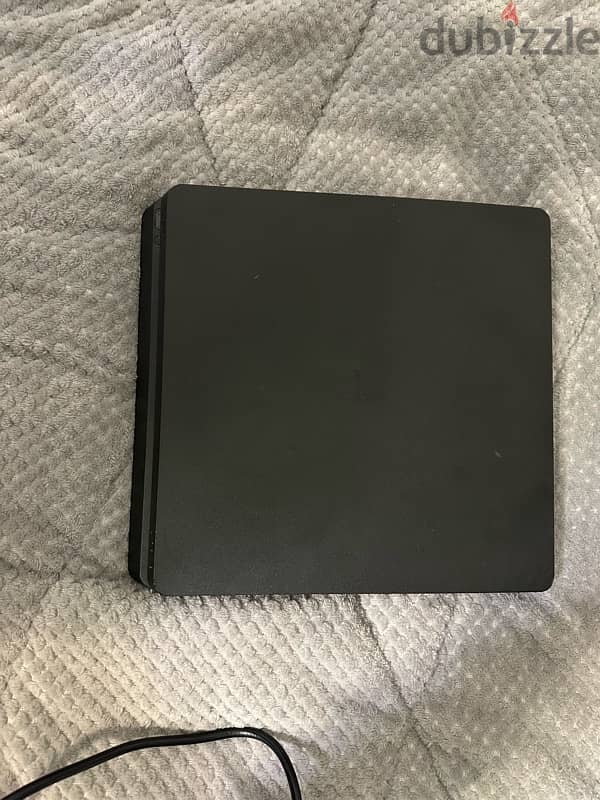 Ps4 Slim (with games) 1