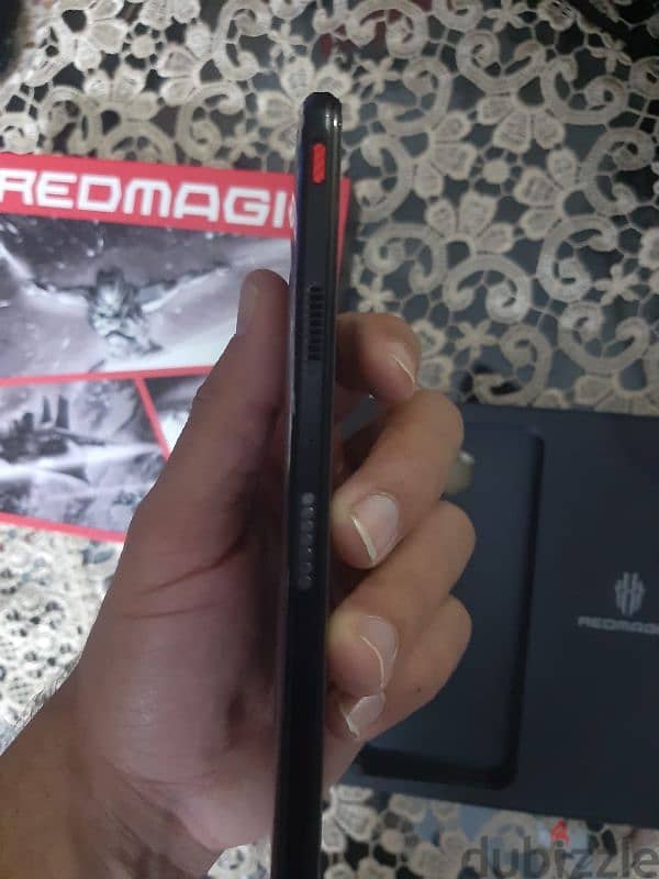 red magic 5s  gaming used like new 7