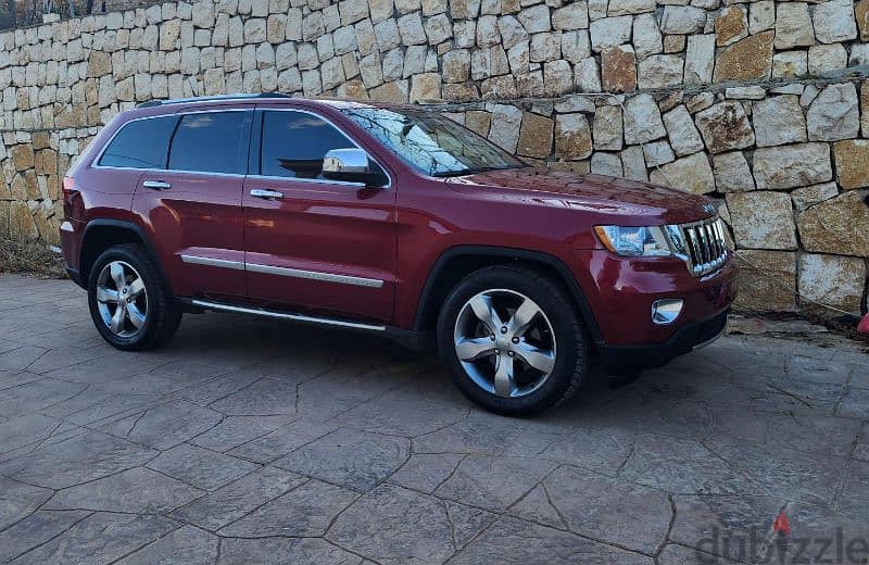 Jeep Cherokee 2011 0