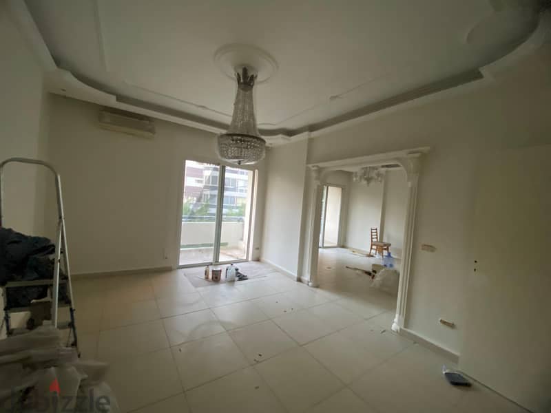 Beautiful Apartment for Rent in Sakiet al Janzeerشقة جميلة للاجار 0