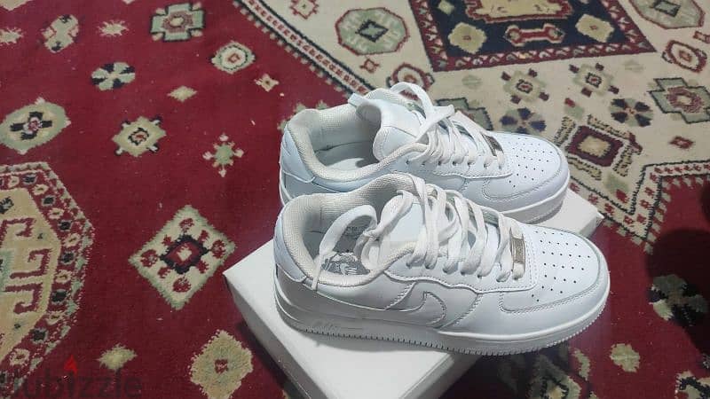 sneakers 35 size 3