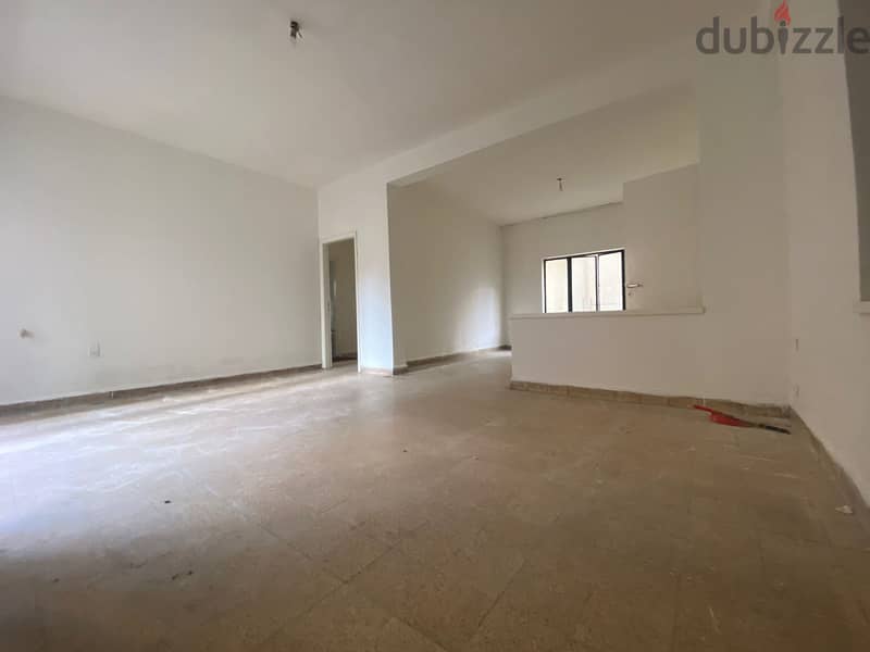 Apartment For Rent In Ain al-Mraisehشقة للايجار في عين المريسة 0