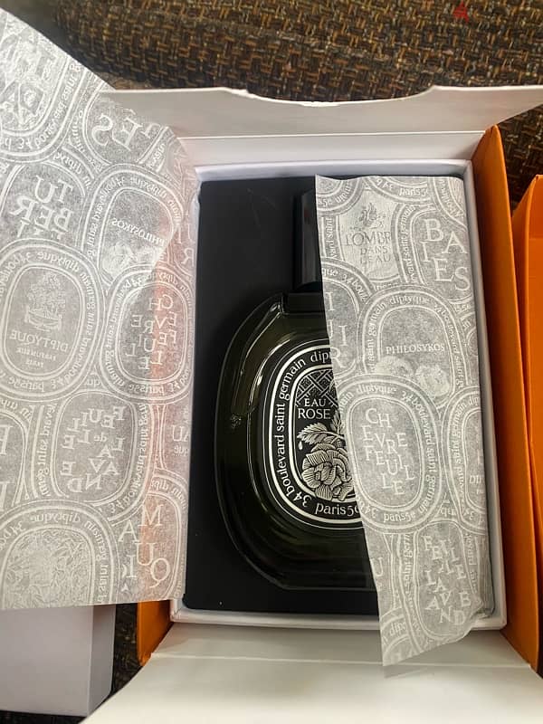 Luxury Perfumes Diptyque and miss dior 6