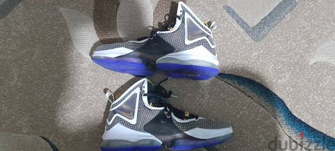 Nike LeBron XIX Graduate Black University Gold (Size:45)