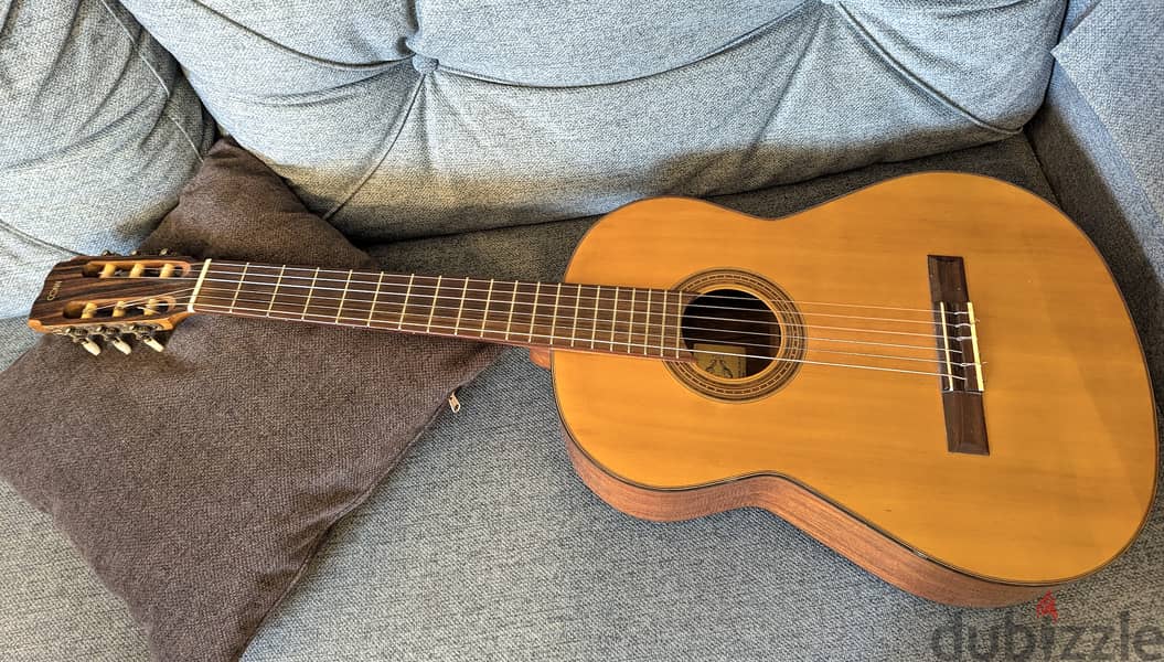 Conn C-100 - Classical Guitar 2