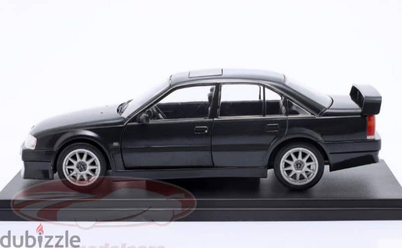 Opel Omega Evo 500 (1991) diecast car model 1:24 2