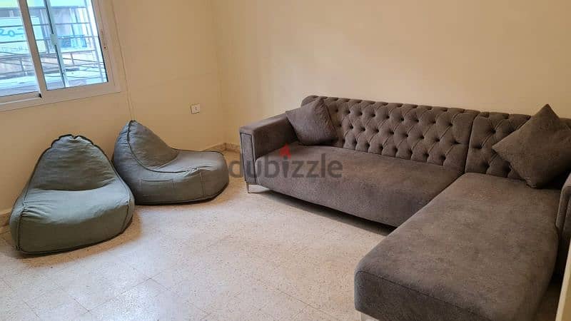 L shaped Sofa 0