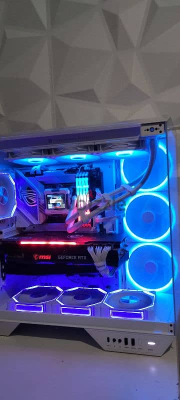 Gaming & Rendering PC Case I9 14900K + RTX 3090 24 GB Vram 7