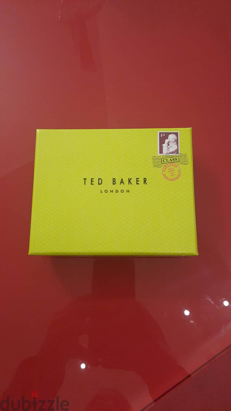 TED BAKER LEATHER WALLET 9