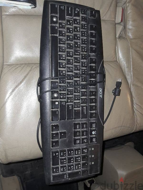 acer keyboard very clean like new with 2 mouse 0