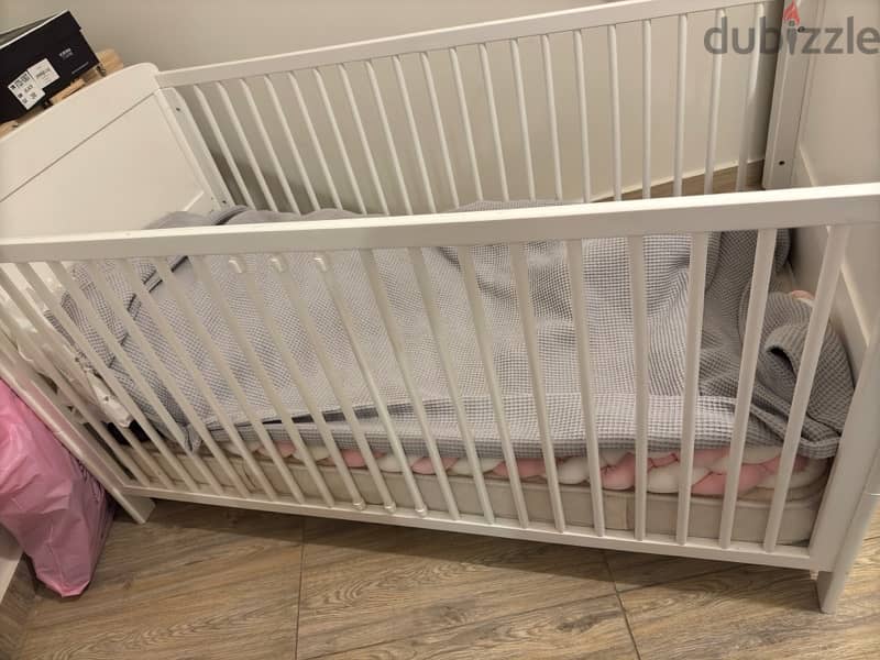 kids bed and comode for sale 0