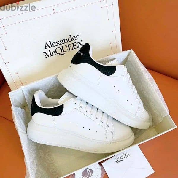 50% OFF Authentic Alexander McQueen 5