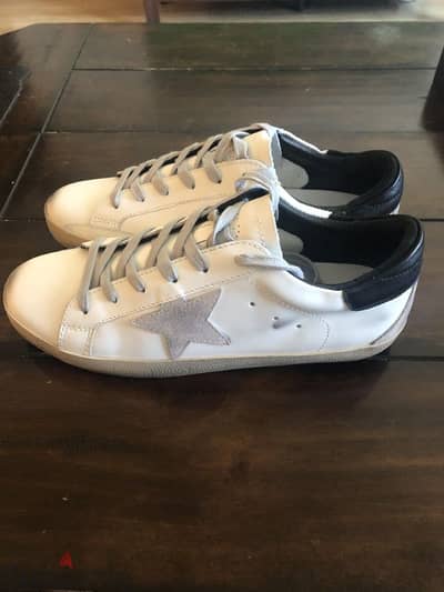 Authentic Golden Goose 40% OFF