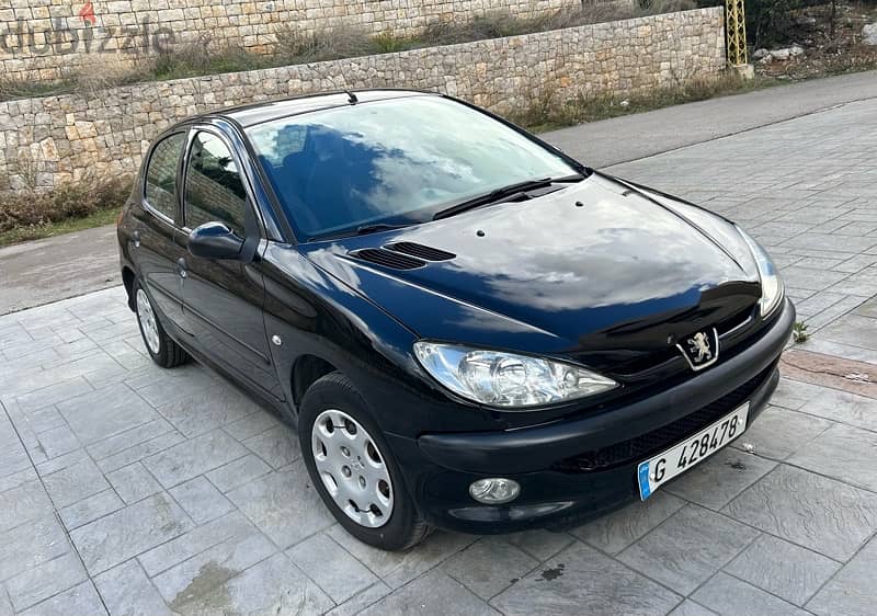 2009 French Peugeot 206 in excellent condition, only one female owner 0