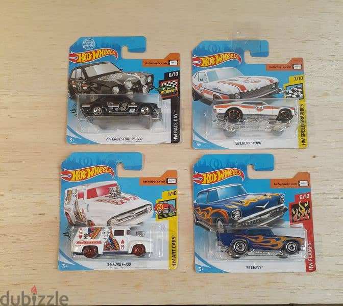 Hot Wheels (2019) diecast car model 1;64 15