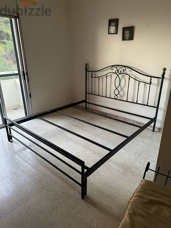 bedroom for sale 0