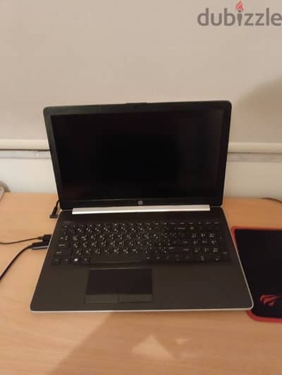 laptop HP in very good condition and can also run some games