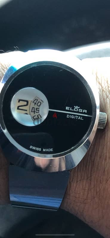 digital  Swiss  watch 0