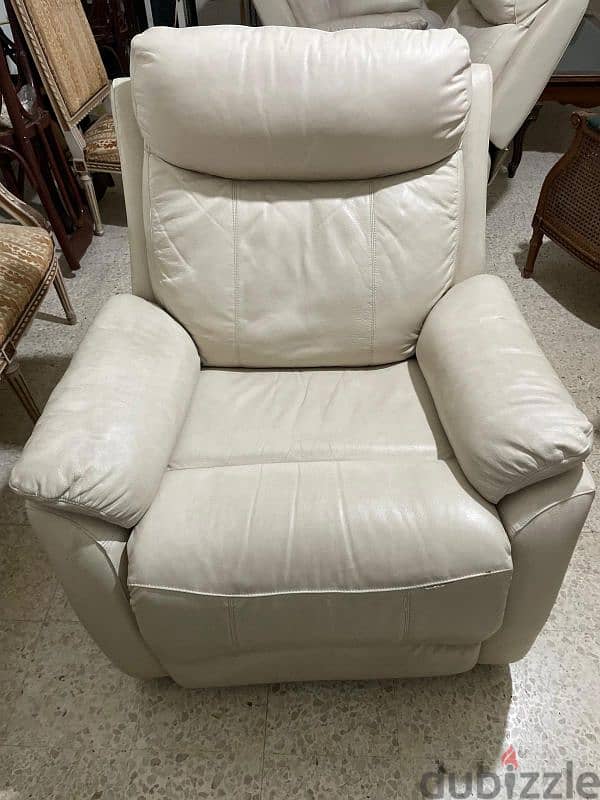 3 recliners - same model, creamy white from Mobily Top 0