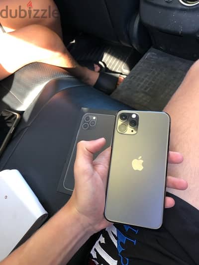 iphone 11 pro with box