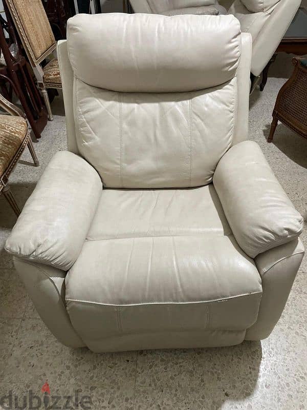 3 recliners - same model, creamy white from Mobily Top 0