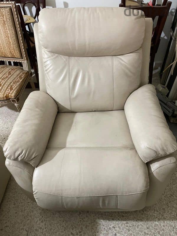 3 recliners - same model, creamy white from Mobily Top 2