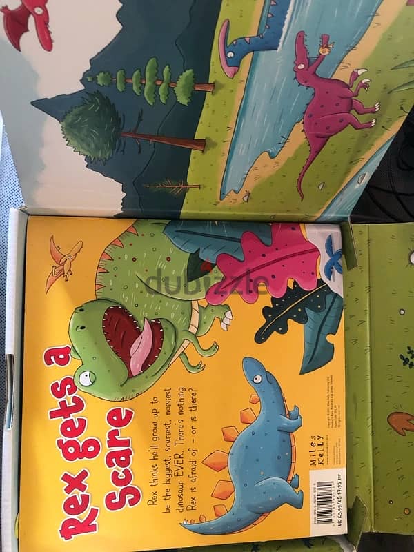 Read and play dinosaur 4