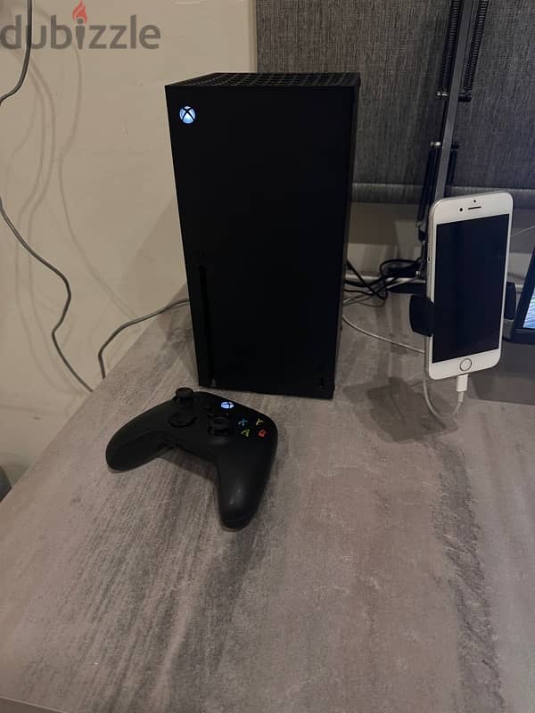 Xbox Series X Used Pristine Condition 2