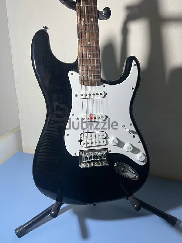 Squier by fender electric guitar 2