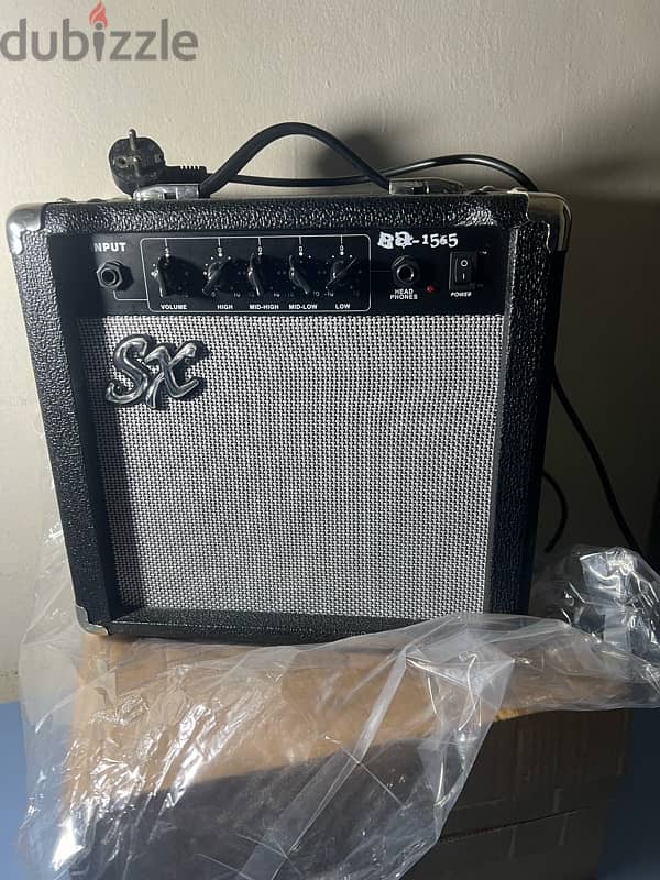 Sx bass amp guitar 0