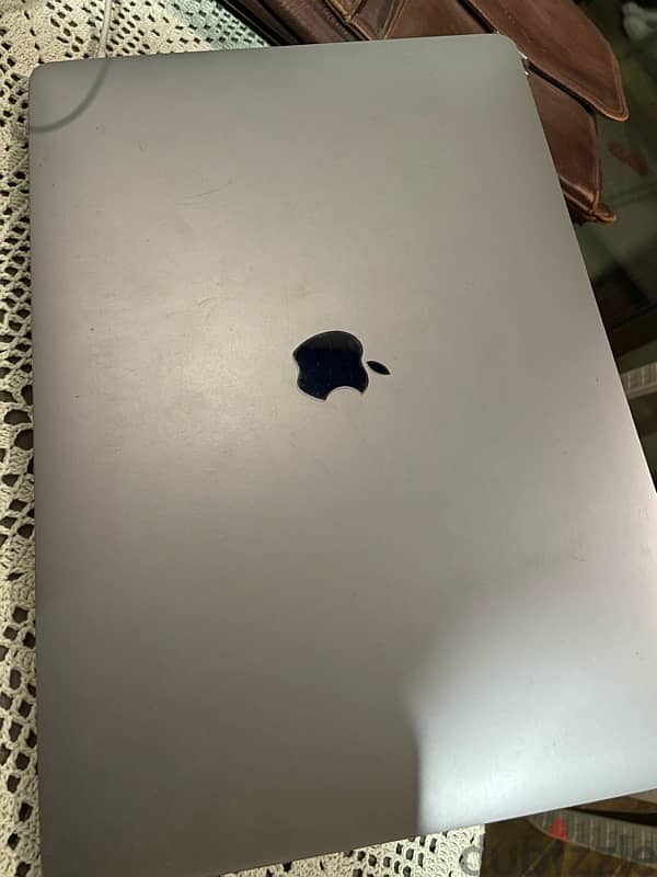 macbook pro 2017 2