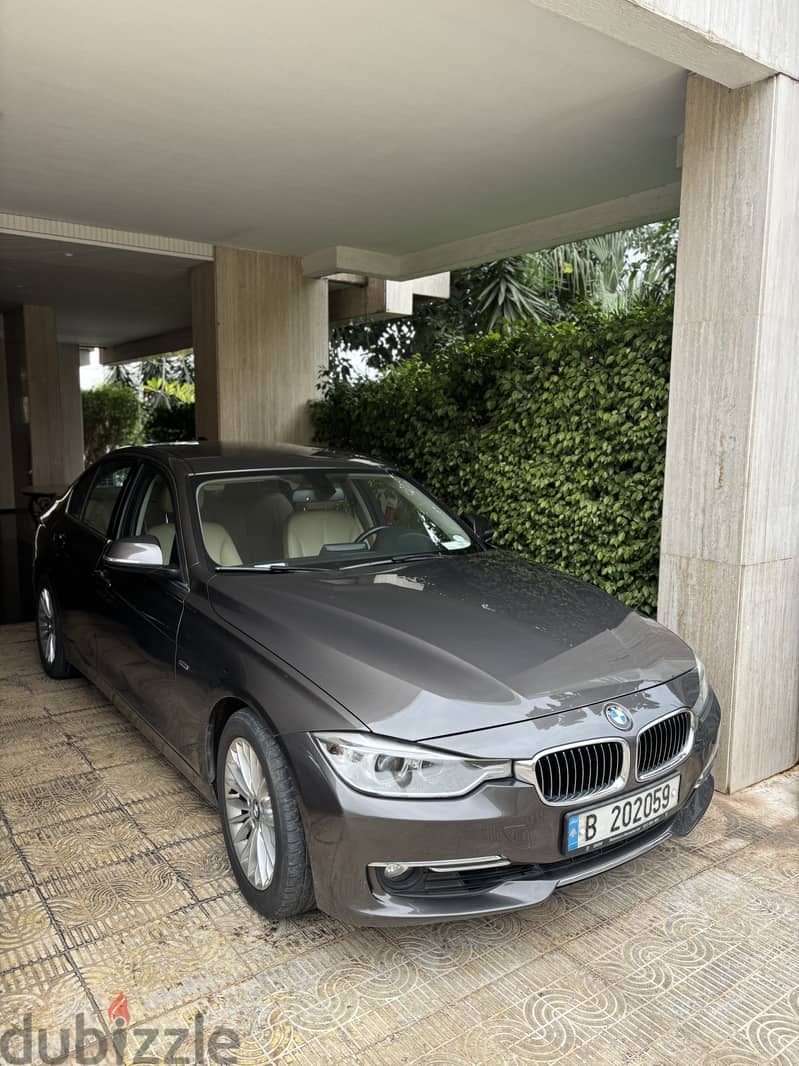 BMW 3-Series 2014 320i 0