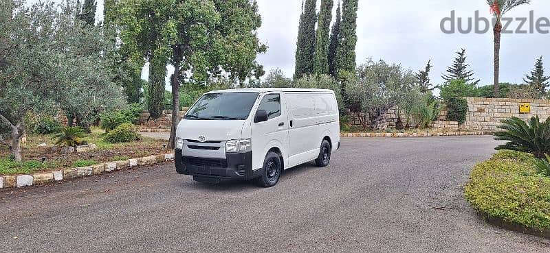 Toyota Hiace 2018 0