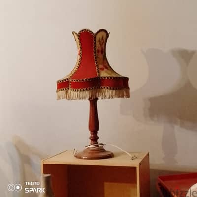 Lampadaire antique