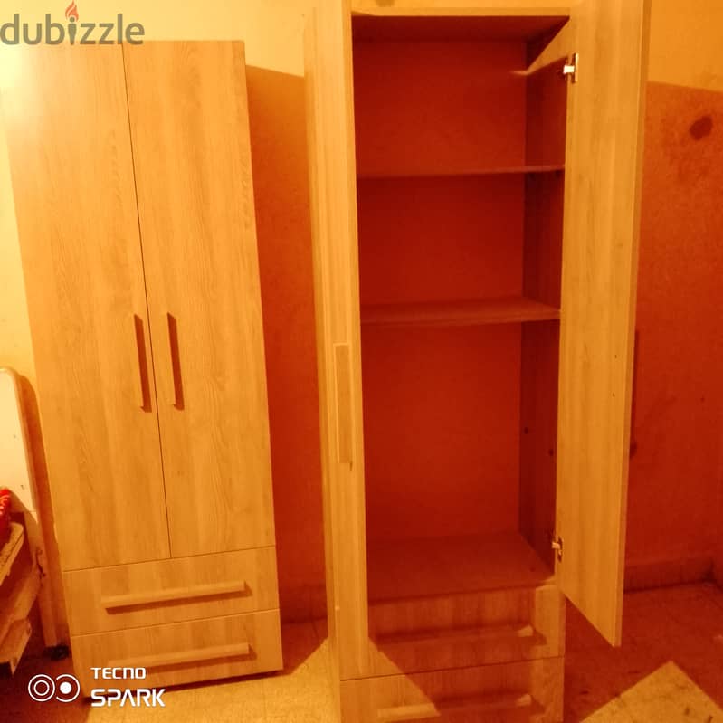 2 closets new one 0